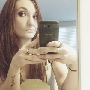 Meet your Posher, Kendra